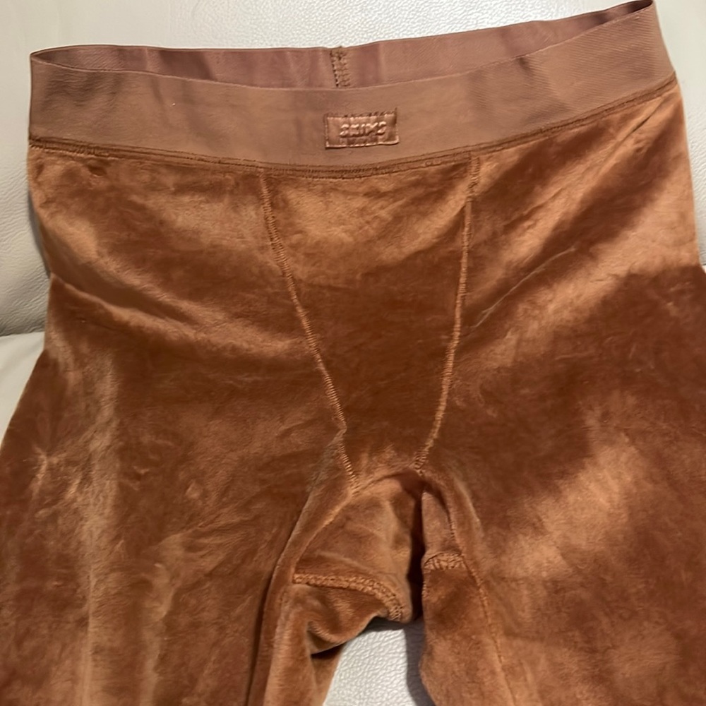 Brown skims hoodie two piece outfit with leggings size small